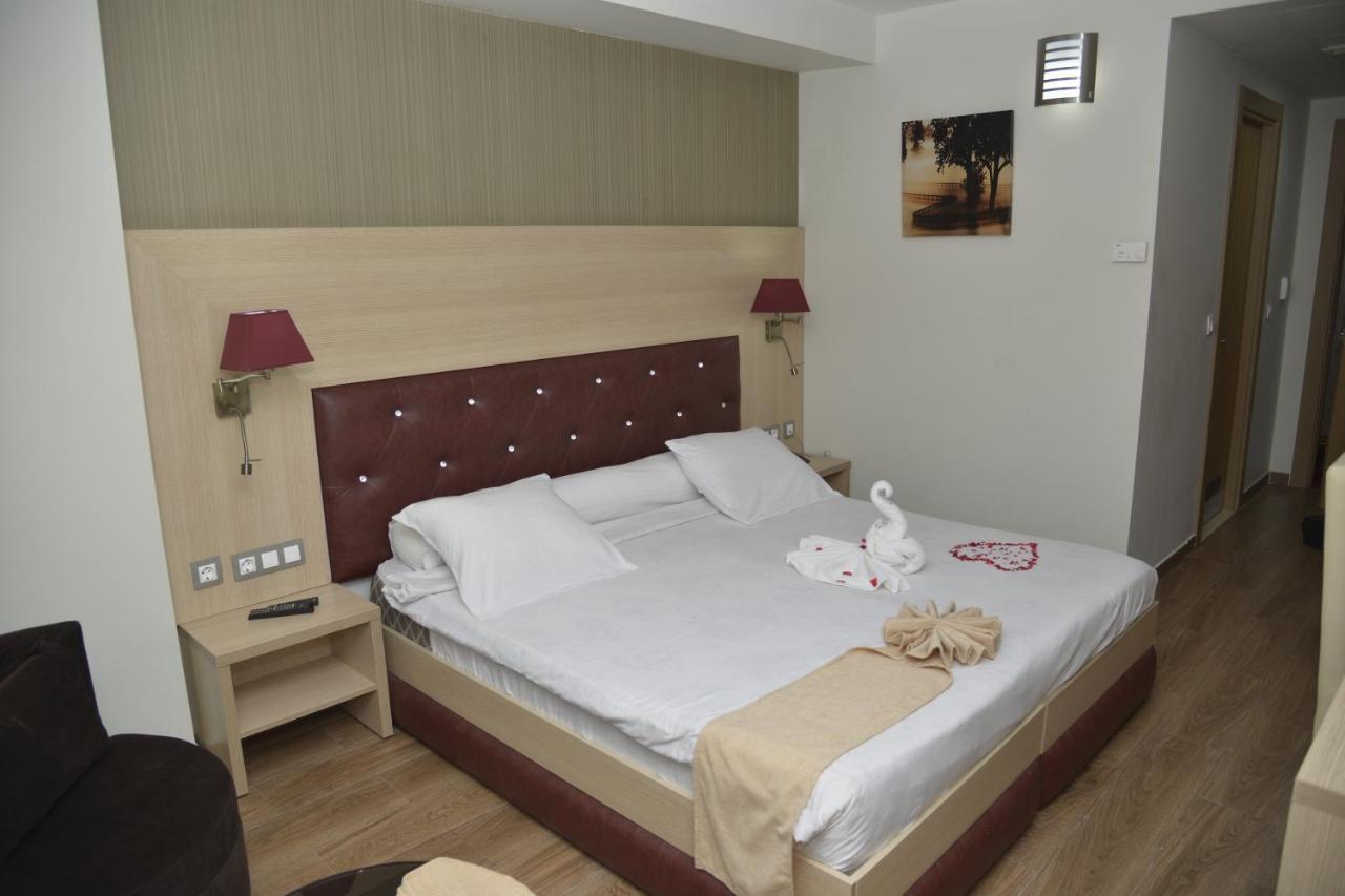 Hotel Amsterdam Rouiba Екстериор снимка