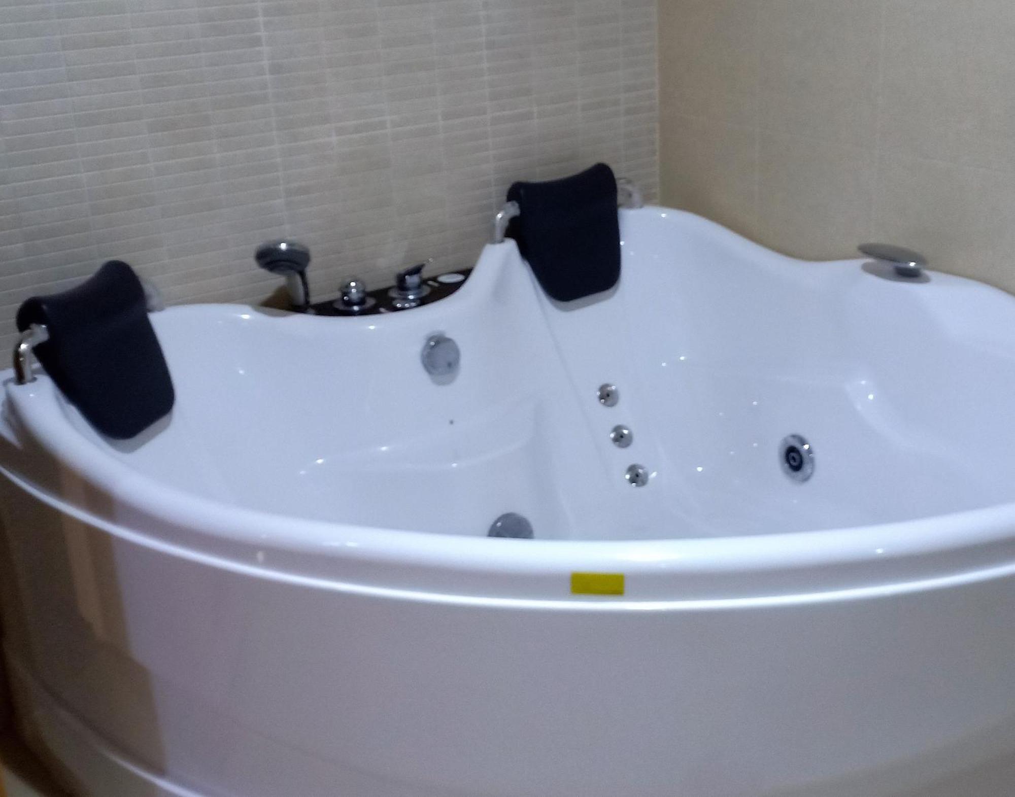 Hotel Amsterdam Rouiba Екстериор снимка