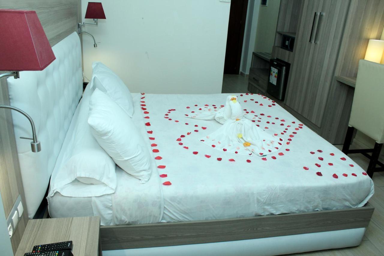 Hotel Amsterdam Rouiba Екстериор снимка